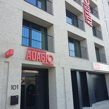 Adagio Center Hotel
