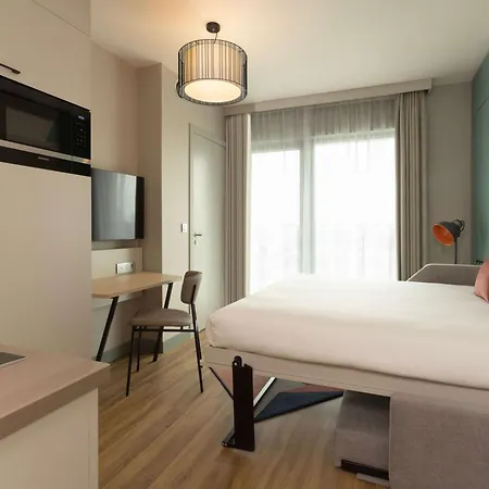 Hotel Adagio Center 3*
